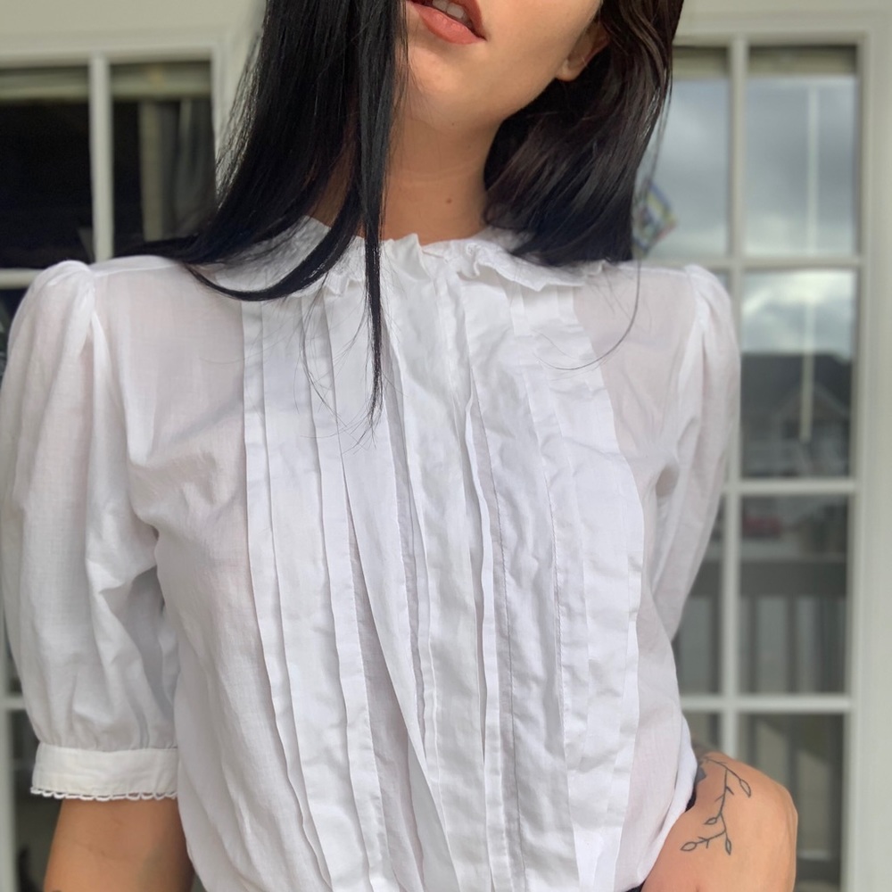 Vintage eyelet lace collar puffy sleeves shirt